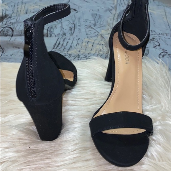 TOP Moda Shoes - Strap Heel Sandal Worn Once